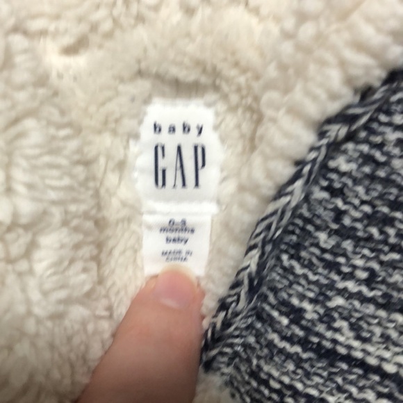 Baby Gap Coat Sherpa lined 0-3 months baby and cream - Picture 3 of 6